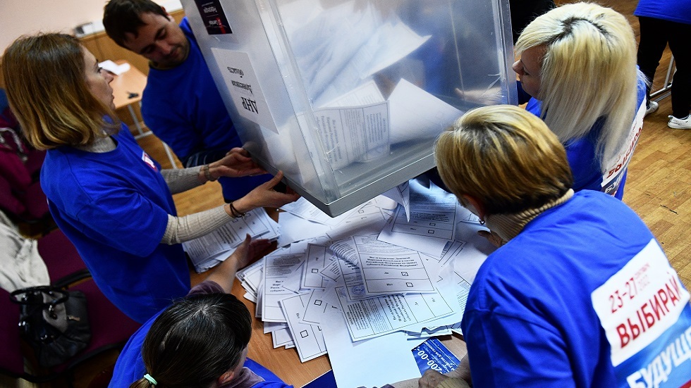 الإعلان عن النتائج الأولية لاستفتاءات الانضمام في دونباس والمناطق المحررة