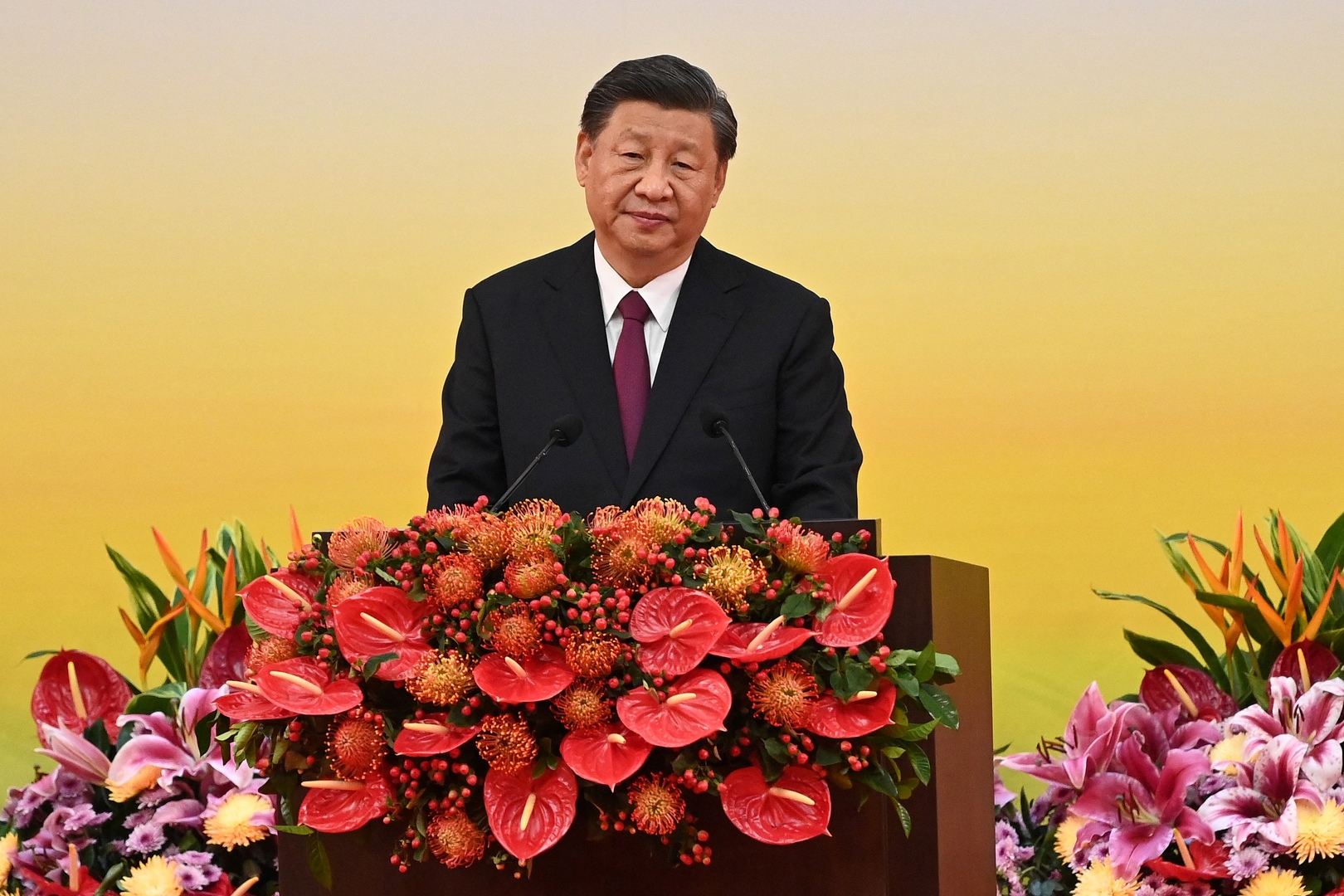 ظهور الرئيس الصيني عبر التلفزيون الحكومي وسط تكهنات عن سبب غيابه (صور)