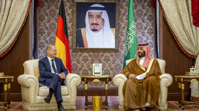 شولتس يلتقي محمد بن سلمان بجدة في