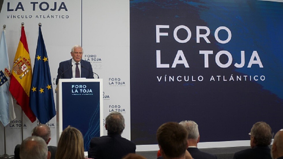 بوريل: انتهاء الحرب في أوكرانيا شبه مستحيل بعد انضمام دونيتسك ولوغانسك وزاباروجيه وخيرسون إلى روسيا