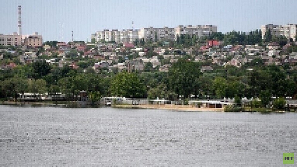 قوات كييف تستهدف جسر أنتونوفسكي في خيرسون بـ 6 صواريخ "هيمارس"