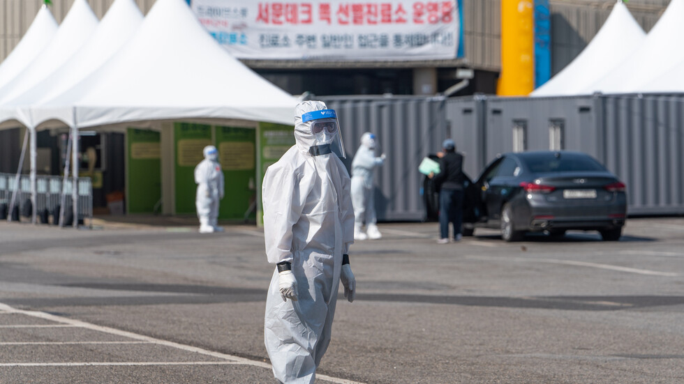 تقرير.. نصف سكان كوريا الجنوبية أصيبوا بفيروس كورونا