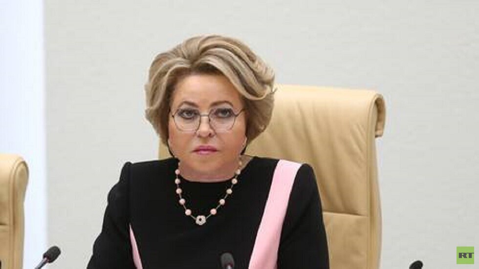 ماتفيينكو: مزاعم الغرب بإمكانية استخدام روسيا للسلاح النووي مسرحية سخيفة