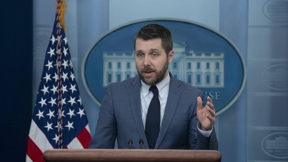 البيت الأبيض: سنشاور الكونغرس حول تبنّي إجراءات ضد