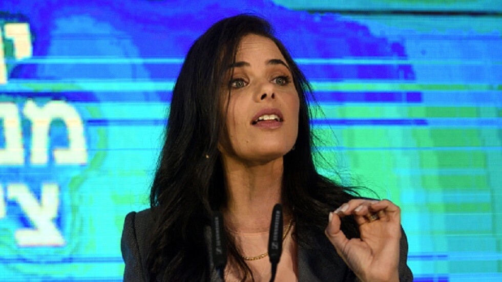 وزيرة الداخلية الإسرائيلية: لن نستسلم لأي تهديد من حزب الله