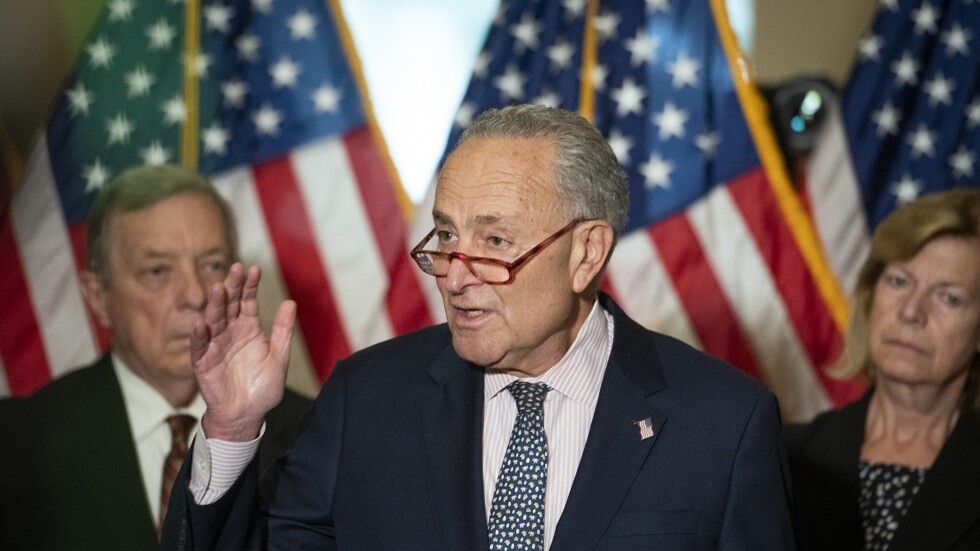 أمريكا تلوح بـ