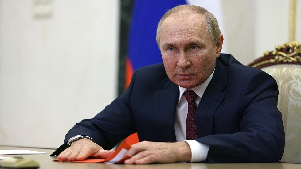 بعد حادث جسر القرم.. بوتين يوعز بتشكيل لجنة حكومية للوقوف على ملابساته