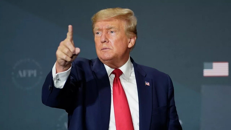 بالفيديو.. ترامب يرصد زلات وهفوات بايدن