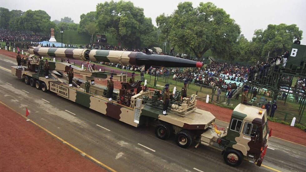 وسائل إعلام: الهند تطور صاروخا باليستيا مداه 10 آلاف كم