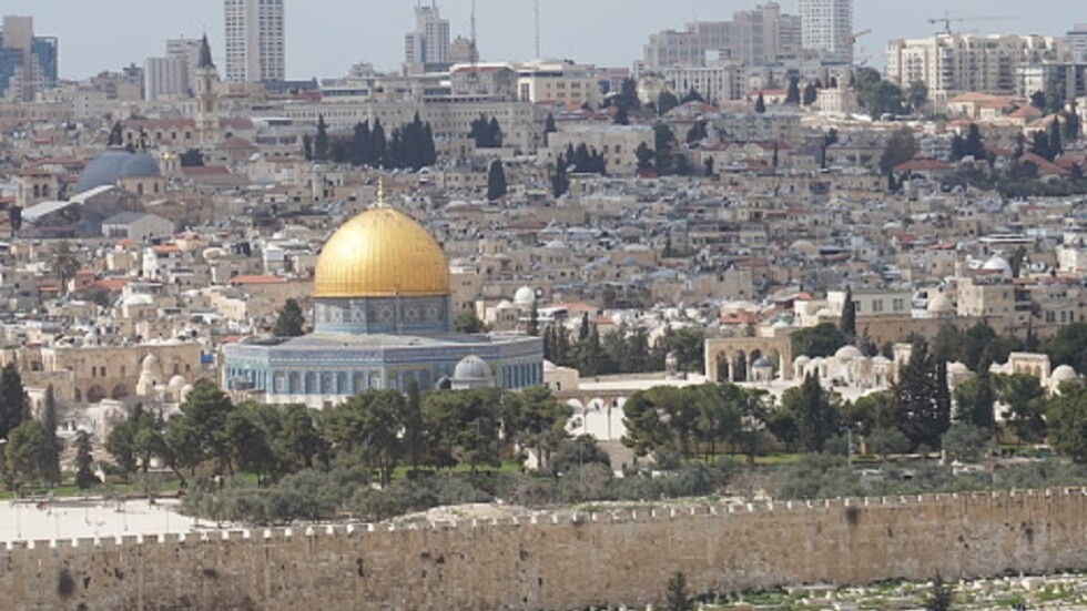 مصر.. الأزهر يدين حرق مستوطنين نسخا من المصحف في الخليل