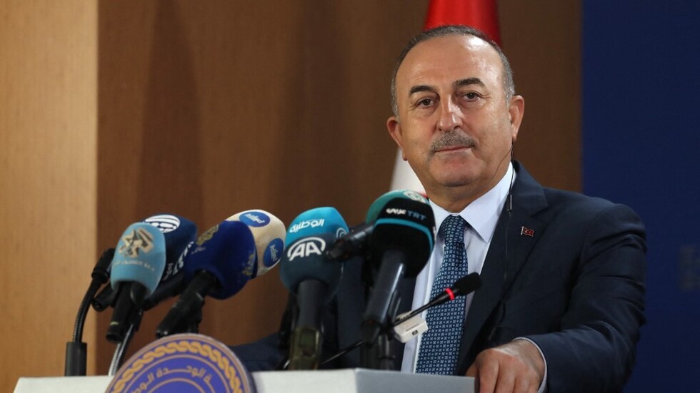 تشاووش أوغلو: يجب إقامة حوار مع سوريا لتأسيس السلام