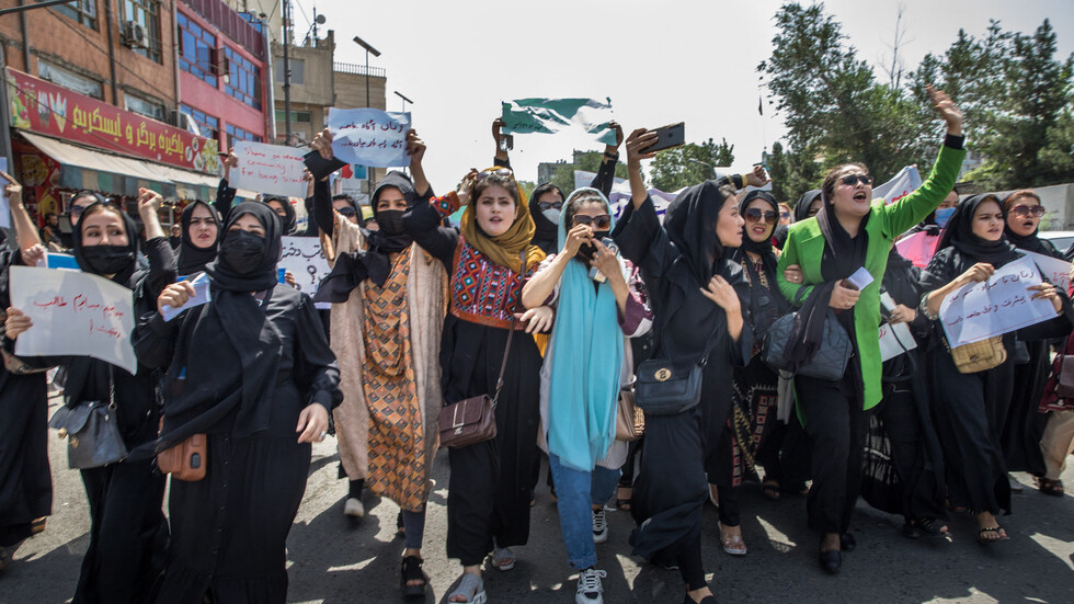 واشنطن تقيّد التأشيرة لمنتسبي