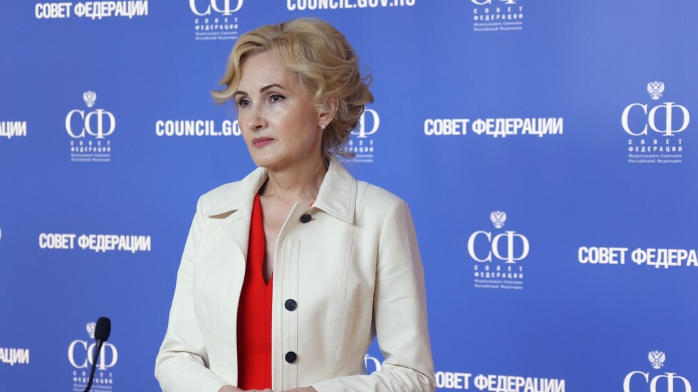 مسؤولة برلمانية: الولايات المتحدة تصرف انتباه العالم عن مختبراتها البيولوجية في الخارج