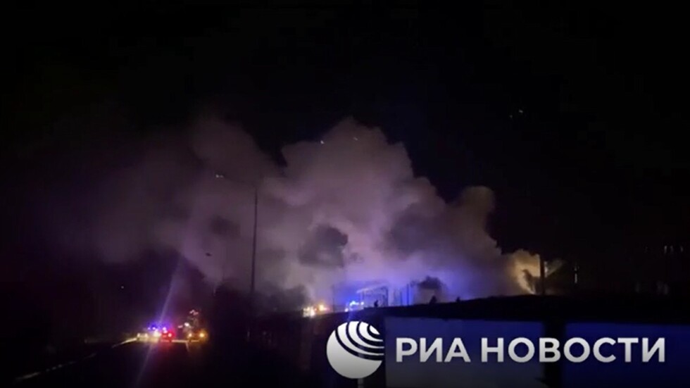 حريق في محطة طاقة بمدينة بيلغورود الروسية بعد قصف أوكراني