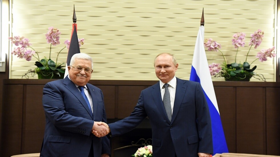 "أكسيوس": الإدارة الامريكية "استشاطت غضبا" من كلام عباس لبوتين حول عدم الثقة في واشنطن