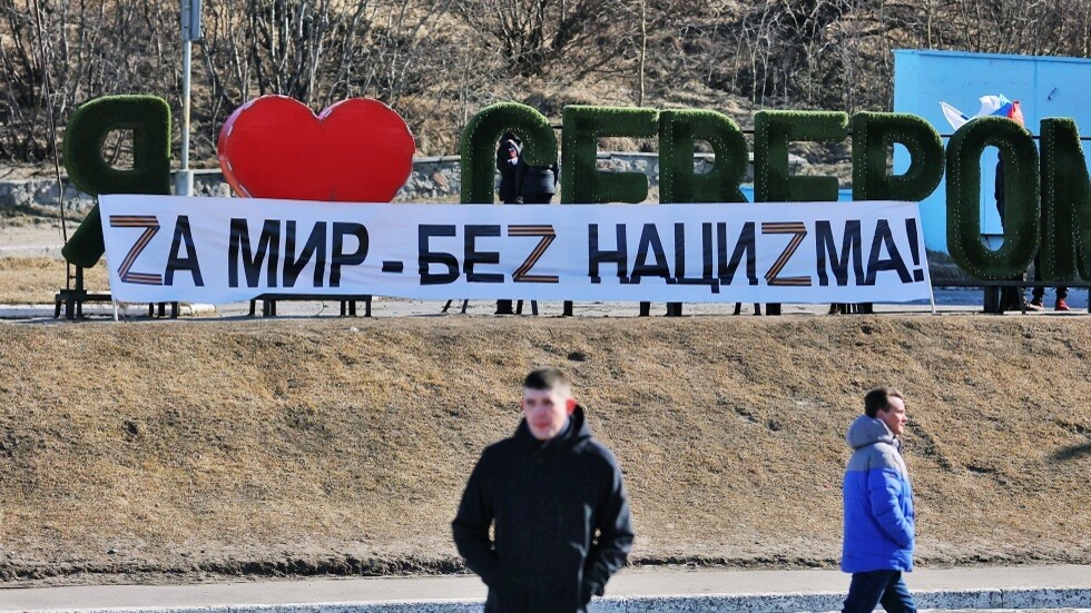 دبلوماسي صيني يوضح موقف بلاده من الأزمة الأوكرانية بعد جدال مع ضابط في الناتو