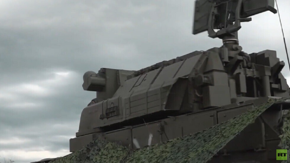 أنظمة الدفاع الجوي الروسية تعترض صواريخ أوكرانية استهدفت مقاطعة بيلغورود (فيديو)