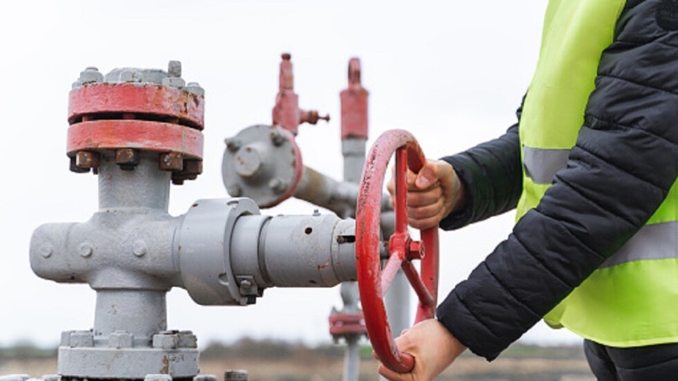 المفوضية الأوروبية تعتزم اقتراح آلية للحد من تقلبات أسعار الغاز