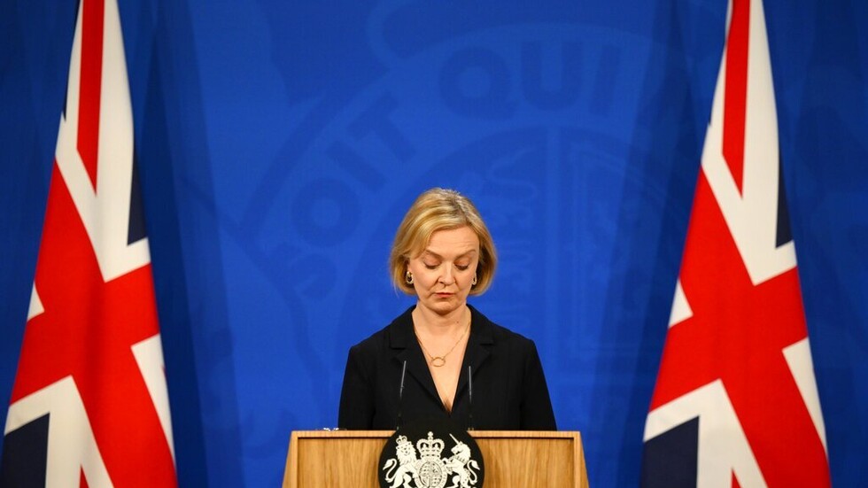 حزب العمال البريطاني يدعو تراس إلى مواجهة البرلمان