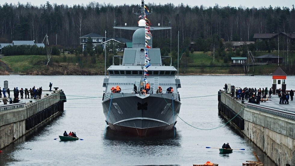 روسيا تختبر سفينة 