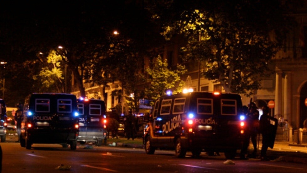 إسبانيا .. سيدة تتنكر في هيئة طبيب وتخطف طفلا رضيعا