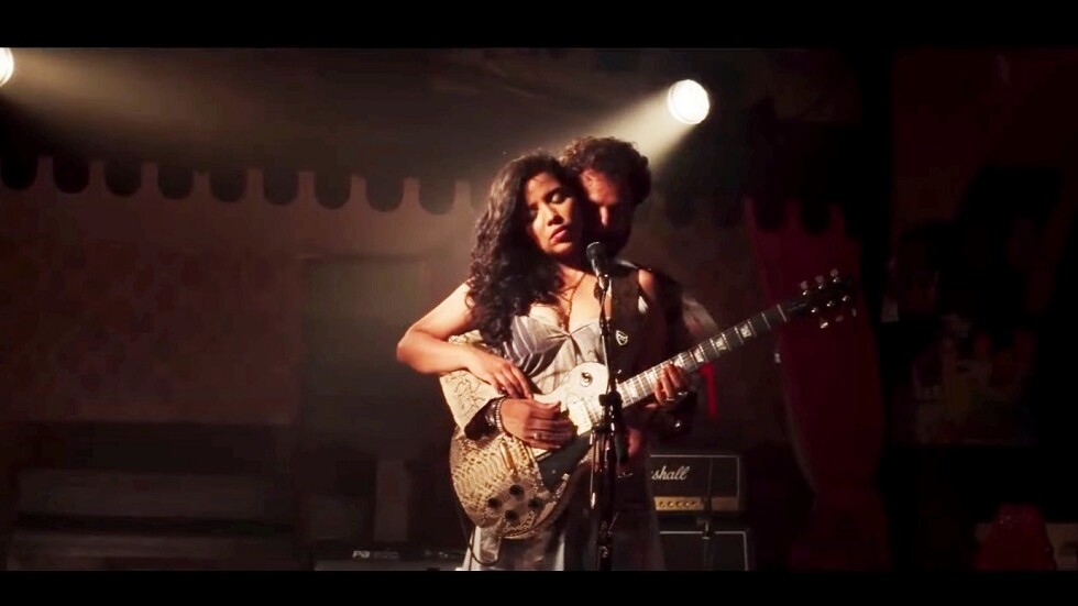 بعد عرضه لمدة عام كامل.. المغرب يعلق عرض فيلم "زنقة كونتاكت" لتضمنه موسيقى لفنانة صحراوية (فيديو)