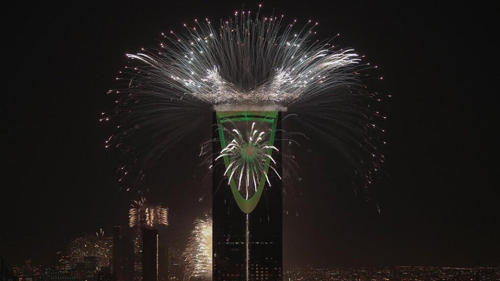 "فوق الخيال".. حفل افتتاح تاريخي لموسم الرياض في نسخته الثالثة (صور + فيديو)