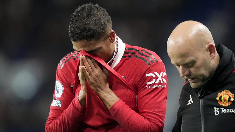 فاران يغادر مواجهة مانشستر يونايتد وتشيلسي باكيا (فيديو)