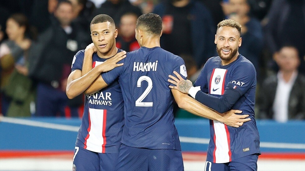 رسميا.. باريس سان جيرمان يرد على تسريب عقد مبابي "الخيالي"