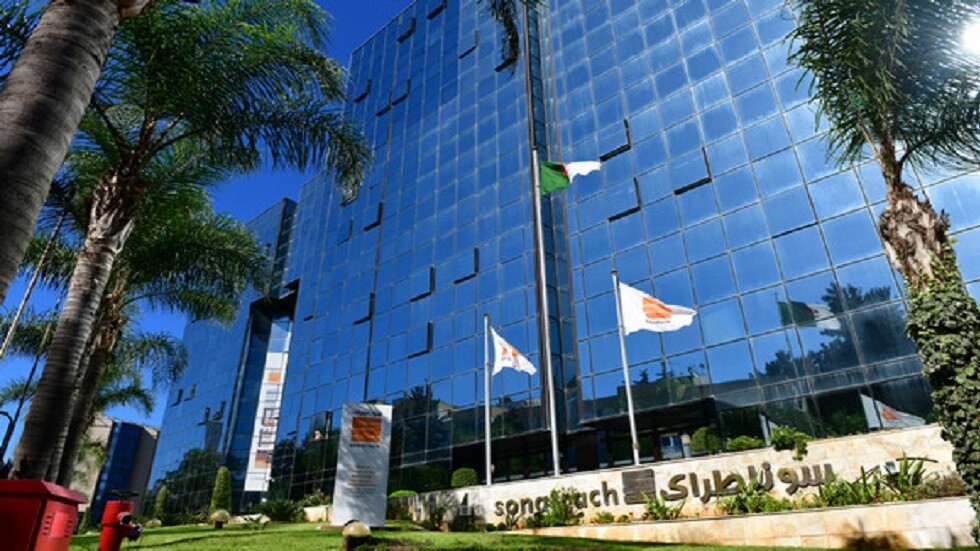 المالية الجزائرية: نتوقع بلوغ احتياطي الصرف 54.6 مليار دولار بنهاية السنة