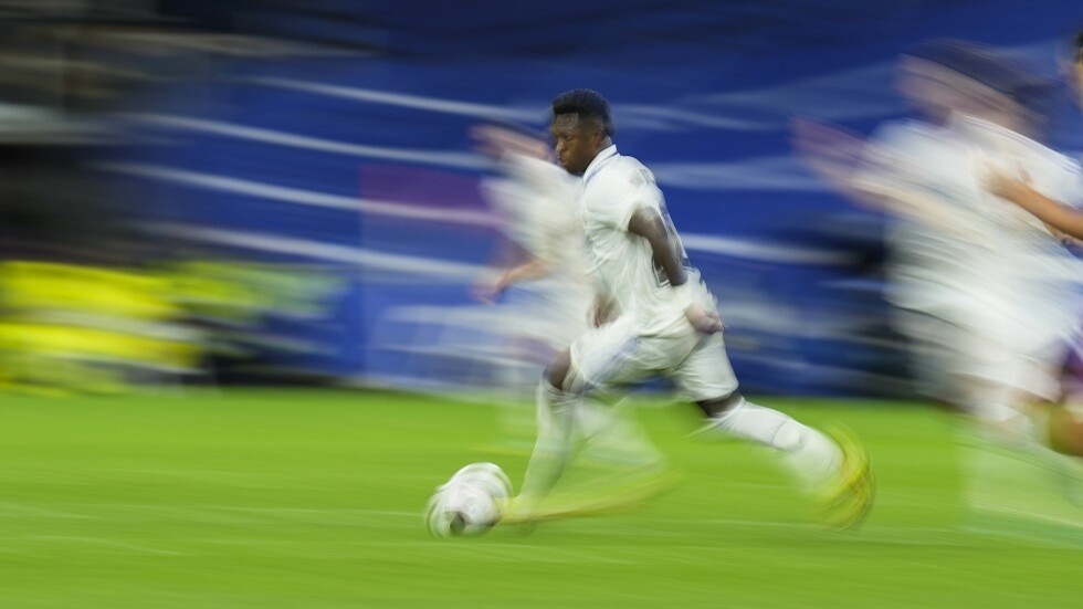 ريال مدريد يسخر من أحد لاعبيه وعطل 