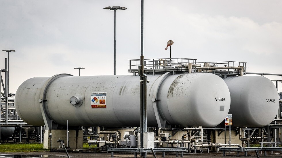 انخفاض احتياطي النفط الأمريكي لأدنى مستوى منذ 1984