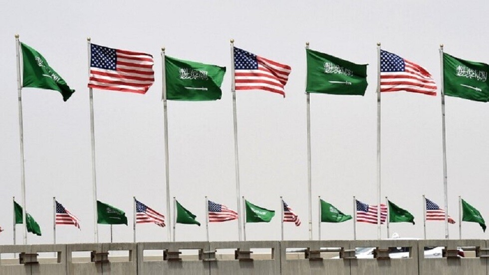 البيت الأبيض يرفض التعليق على "صفقة نفط" سرية بين واشنطن والرياض