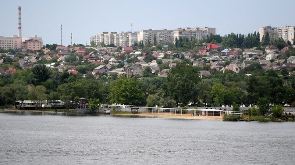 القوات الأوكرانية تضرب جسر أنتونوفسكي في خيرسون بمنظومة 