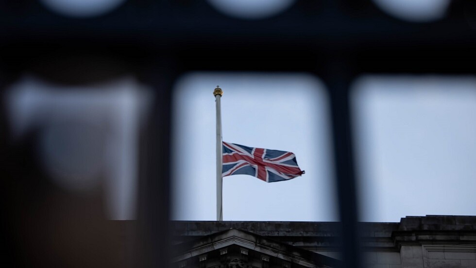 بريطانيا.. السلطات تتهم رجلا بقتل 39 فيتناميا تم العثور عليهم في شاحنة