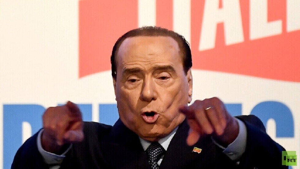 برلسكوني: إمداد نظام زيلينسكي بالأسلحة الغربية هو سبب امتناعه عن الامتثال إلى  طاولة المفاوضات