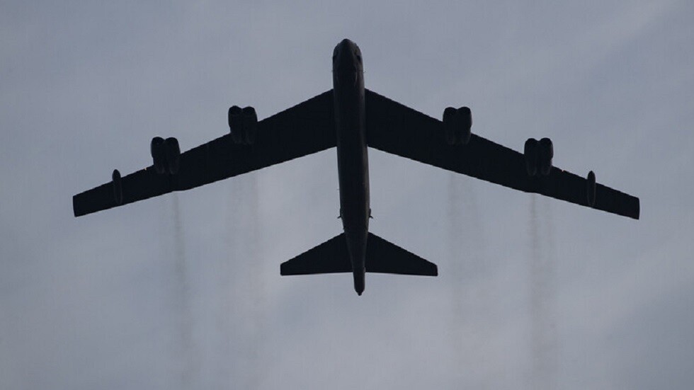 وسائل إعلام: الولايات المتحدة تنشر قاذفات "بي-52" القادرة على حمل أسلحة نووية في أستراليا