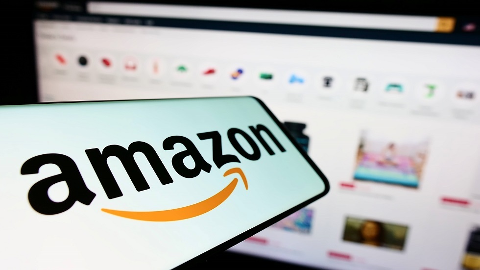 روسيا تفرض غرامات مالية جديدة على Amazon