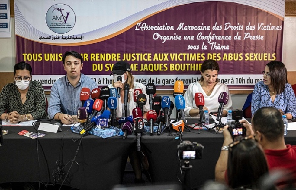 شابة مغربية تروي تفاصيل رحلتها إلى بنما ومحنتها في قضية تحرش تستهدف رجل أعمال فرنسي