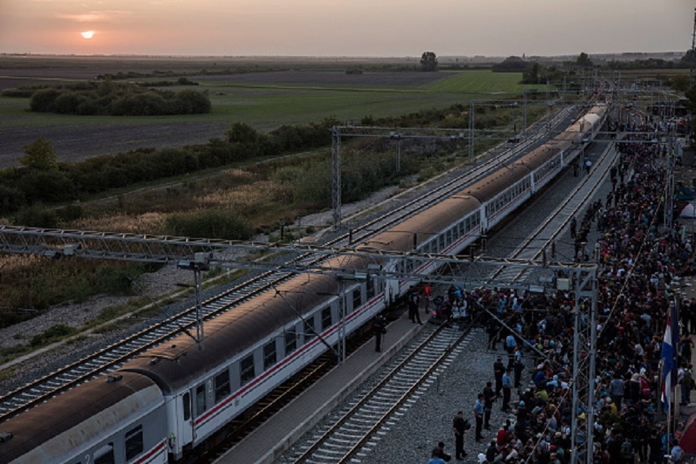 صربيا.. قطار يصدم مجموعة من المهاجرين ويقتل اثنين منهم