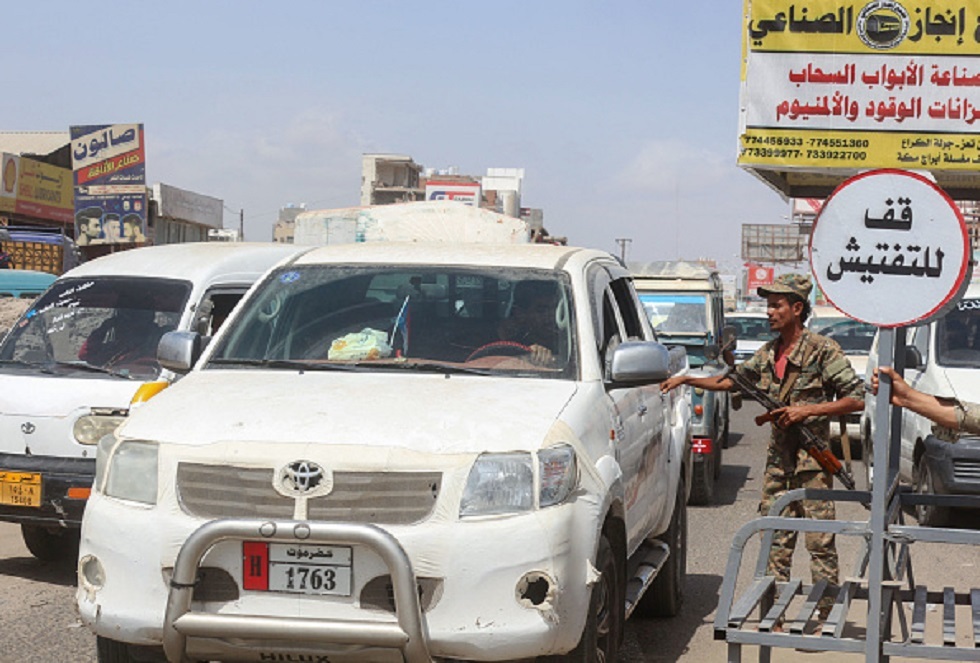 اليمن.. ضبط قذائف وذخائر داخل حافلة ركاب في عدن‎‎ - صورة من الارشيف -