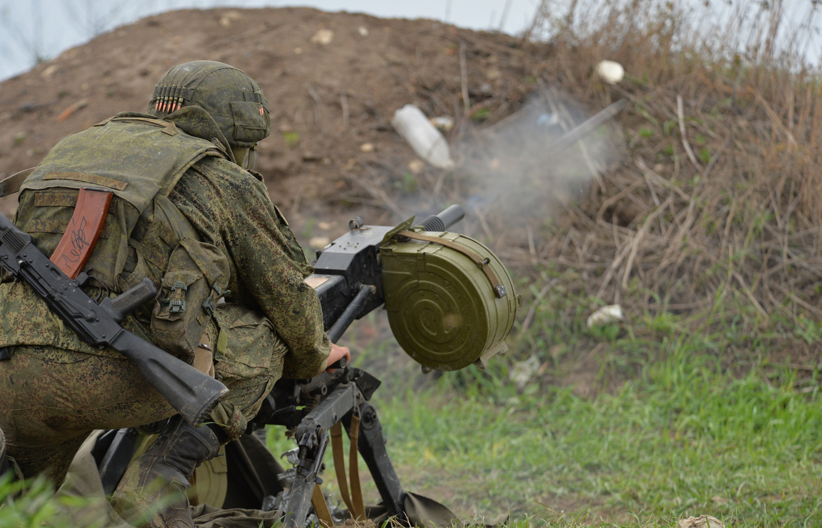 دونيتسك: مقتل شخص وإصابة 19 جراء قصف أوكراني