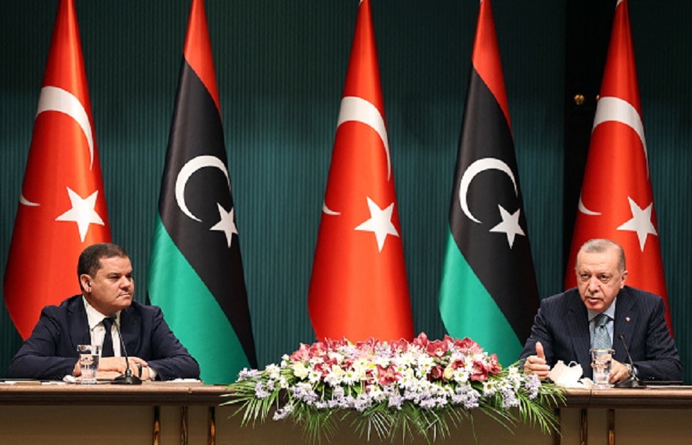 الرئيس التركي رجب طيب أردوغان ورئيس حكومة الوحدة الوطنية الليبية عبد الحميد الدبيبة