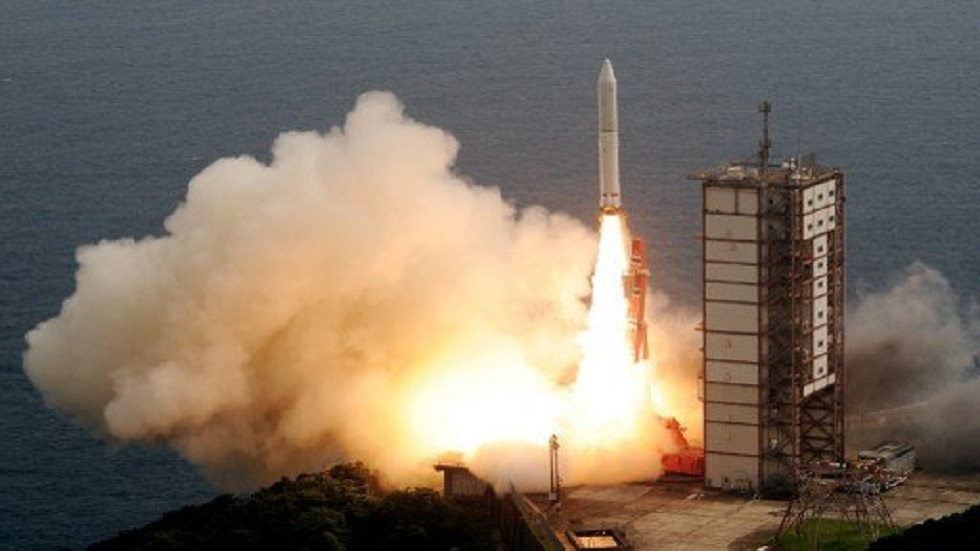 اليابان تدمر صاروخا حاملا لأقمار صناعية بعد وقت قصير من إطلاقه