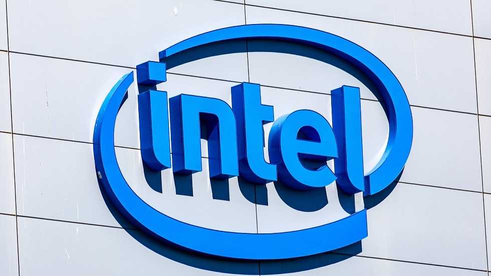 Intel قد تتخلى عن الآلاف من موظفيها مع تراجع مبيعات الحواسب!