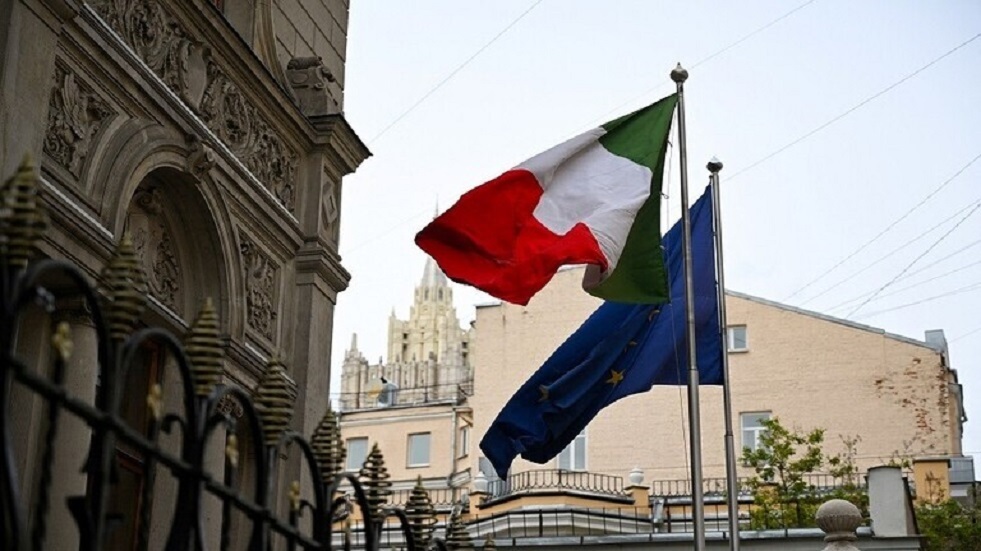 الخارجية الإيطالية تطالب مواطنيها بمغادرة أوكرانيا