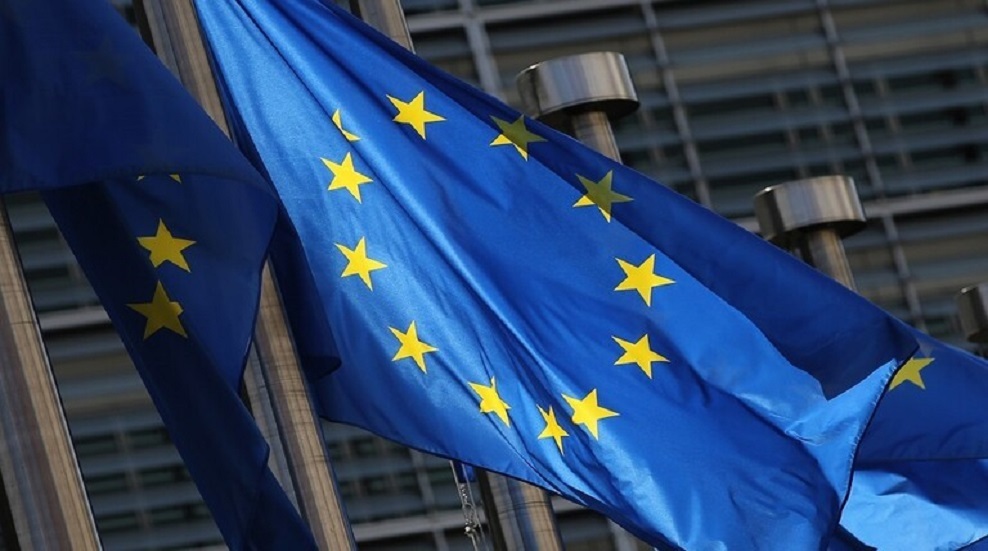 بوليتيكو: المفوضية الأوروبية تعتزم إدراج الإمارات في قائمة الدول عالية المخاطر في مجال غسل الأموال