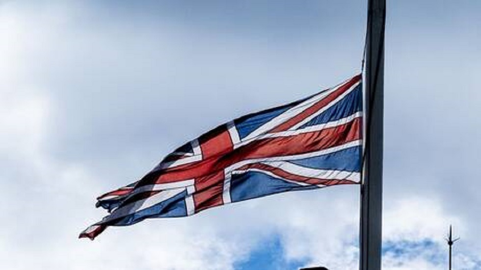سفارة روسيا لدى لندن تدعو المملكة المتحدة للكف عن التبعية العمياء للبيت الأبيض