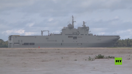 إحدى أكبر السفن الحربية الفرنسية تصل ساحل العاج