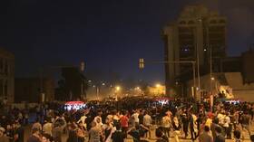 القوات العراقية تعيد فتح الطرق التي أغلقت بسبب التظاهرات باستثناء جسري الجمهورية والسنك